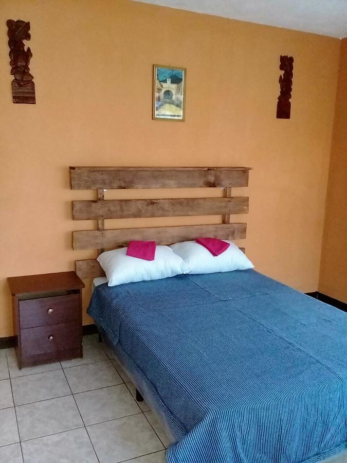 La Vieja Terraza Hostel Antigua ภายนอก รูปภาพ